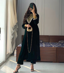 Velvet Grace Green